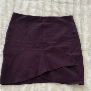 Elegant Black Skirt Aritzia